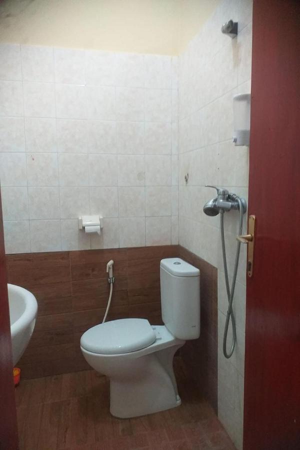 Nushe Hostel Batununggul Bagian luar foto